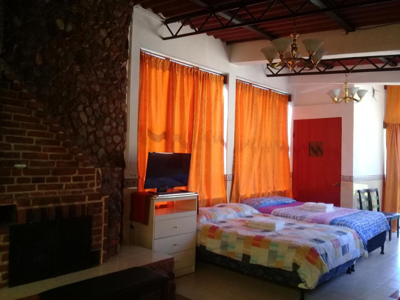 Hotel Nuestro Sueno San Antonio Palopó Exteriör bild